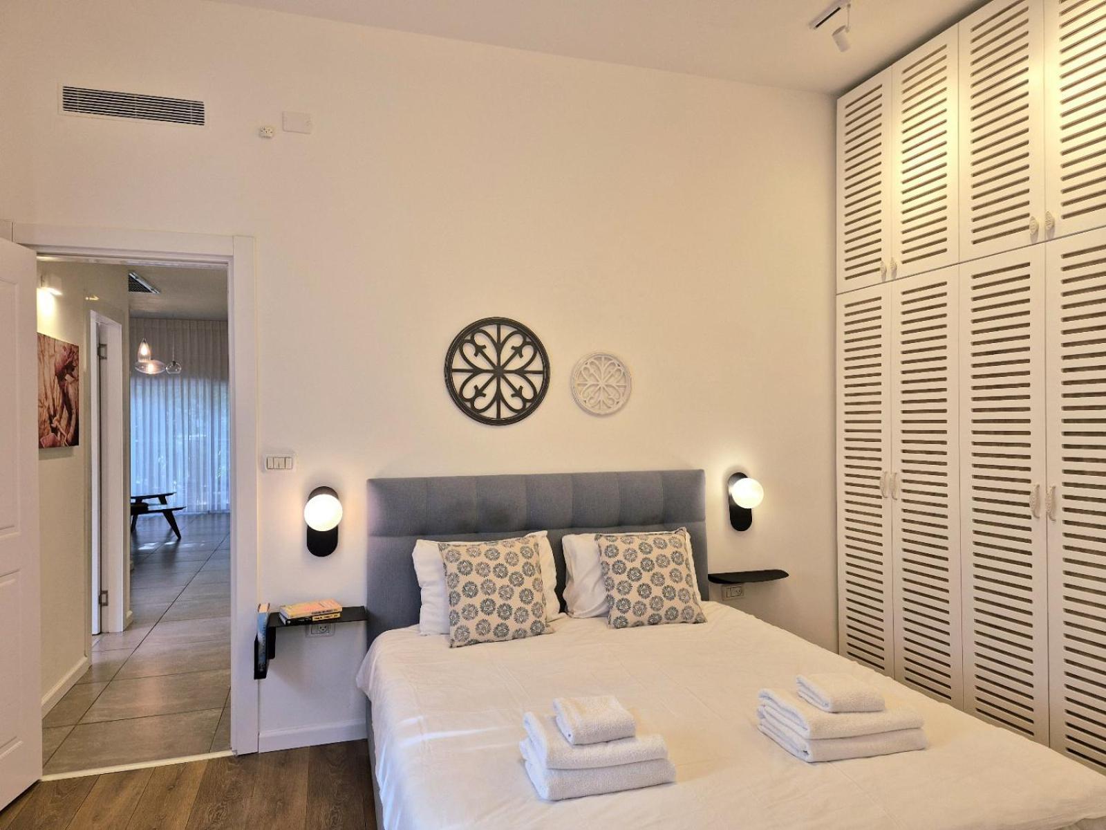Beach Apartments Tlv - Exclusive Тел Авив Екстериор снимка